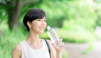 えっ、虫歯になるの！？熱中症対策とスポーツドリンクの意外な関係サムネイル