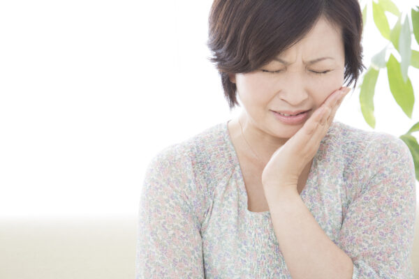 歯周病で悩む人